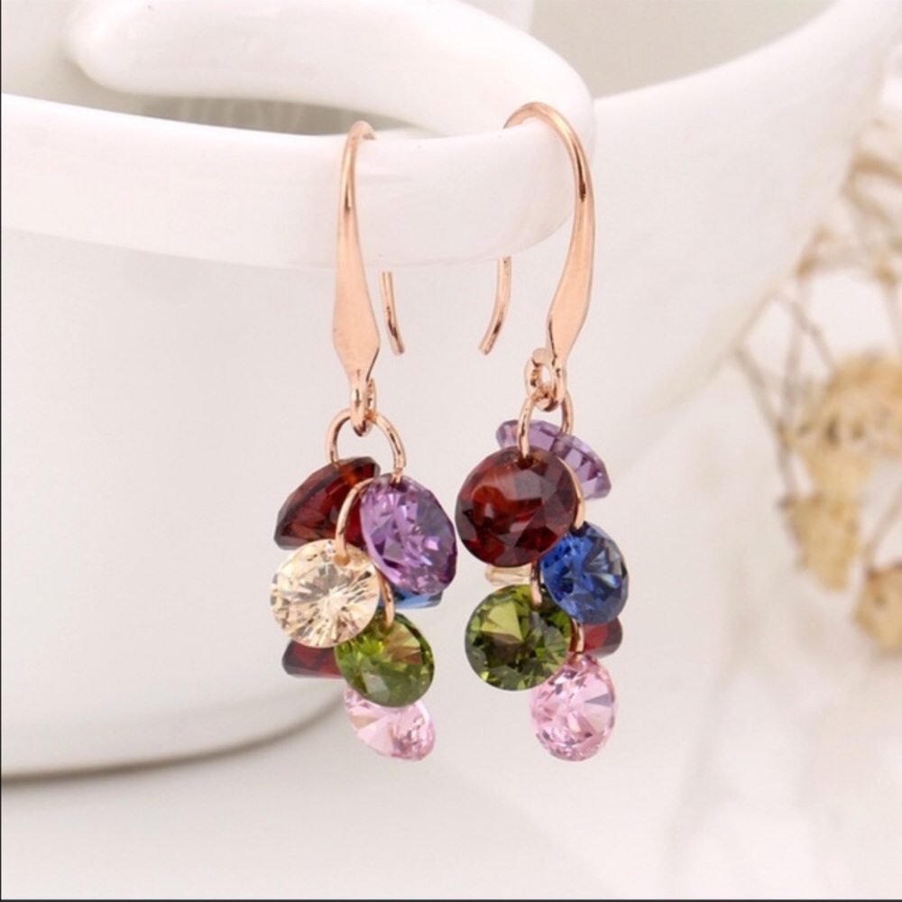 Earrings - Picture 2 of 4